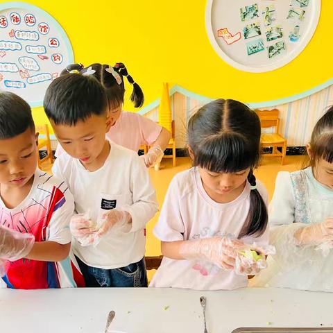 深情清明·浸润童心——镇沅县幼儿园开展“清明”节气主题活动