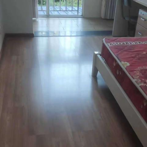 🌟玫瑰园十三区2楼全装3室2厅1产权104平方47.8万V6486