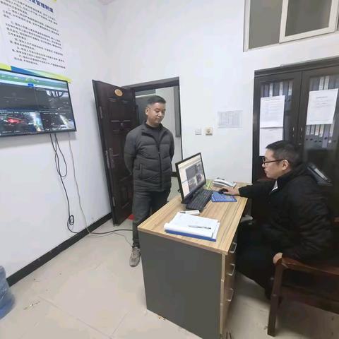 岳村镇扎实做好生物质露天禁烧管控工作