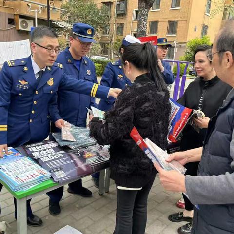 网格联动除隐患，创建平安幸福格——朱南社区联合碑林消防开展消防安全宣传活动