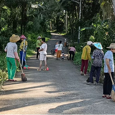 光大村开展“六水共治”及卫生整治活动