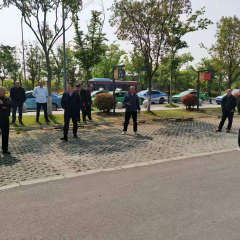 灌通公交开展五一节前安全大检查 筑牢假期出行安全防线