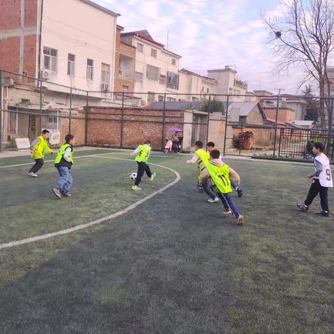 多彩社团绽芳华 童心筑梦向未来——余集镇第一完全小学社团活动风采展