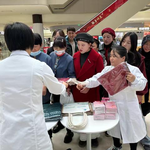 以爱之名，点亮“星星”之光  ——  红寺堡区妇幼保健计划生育服务中心开展孤独症日宣传活动 ‍