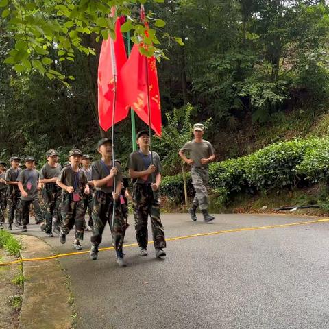 “第二期小小特种兵军事夏令营”第五天成果展