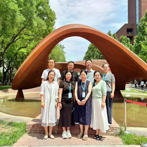 做扎根乡土的“大先生” ——听于教授的讲座后随感