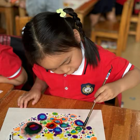 芭学豆幼儿园招募小画家啦！！！