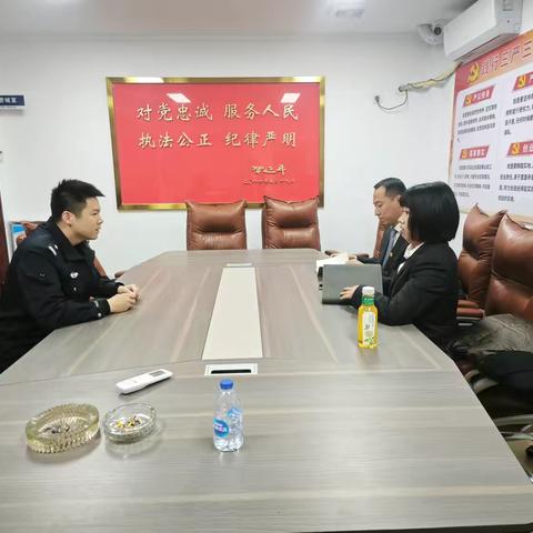 警银携手暖冬日 礼赞平安守护者