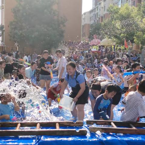 【爱在锦华】盛夏狂欢 水悦童年——长葛市锦华东区幼儿园亲子泼水节活动