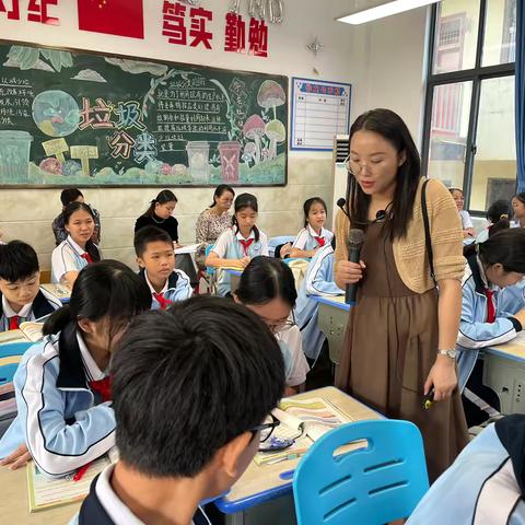 【海南华侨中学教育集团海联中学】2024年秋季学期美兰区教学研究室莅临我校视导教育教学工作（英语科组听评课活动）