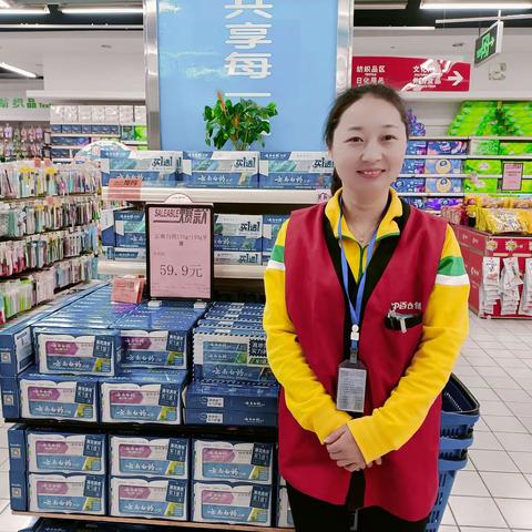 爱岗敬业，坚守岗位——记巴东店陈艳群