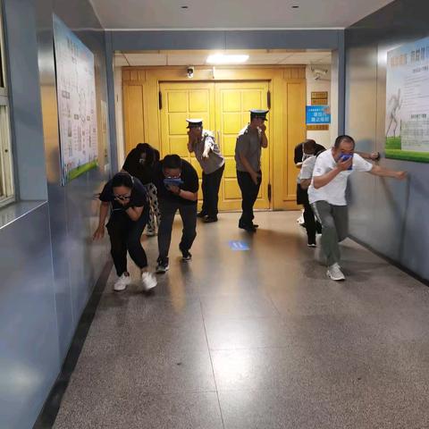 消防逃生演练：守护生命的实战演练