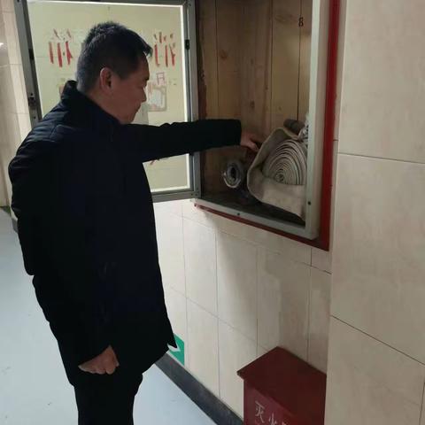 全面排查隐患，筑牢安全防线