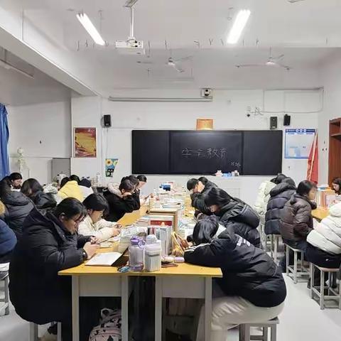 25护理一班教育安全主题活动纪实