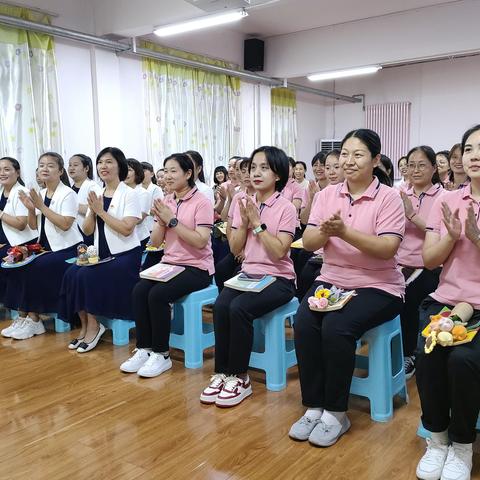 【园所快讯】师徒牵手，青蓝共进——许昌实验幼儿园（湖滨园区）举行“拜师认徒”启动仪式