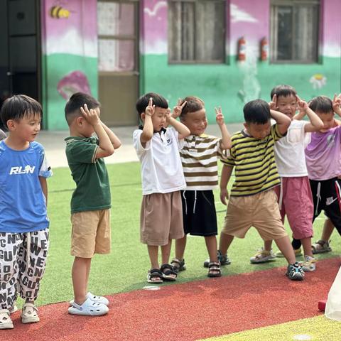 降温了，孩子保暖注意“三暖二凉”原则