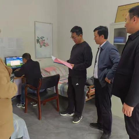 区综合行政执法局深入天台山镇焦营村开展驻村帮扶“恳谈日”工作