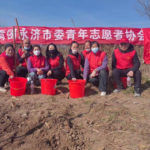 春风拂绿伍姓湖 ，共植环保友谊树