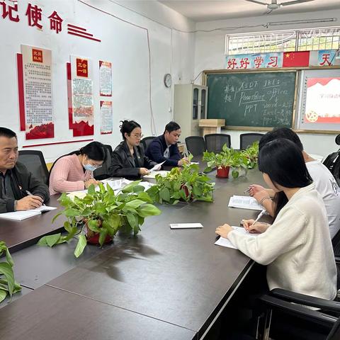 学习榜样精神，争做时代先锋——天涯区宇杭学校主题党日活动