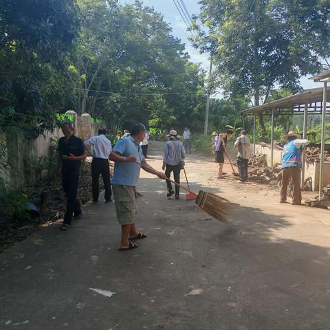 拱教村委会迎国庆、中秋节人居环境卫生整治