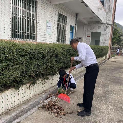 文明健康，绿色环保——大湖镇实验学校爱国卫生活动