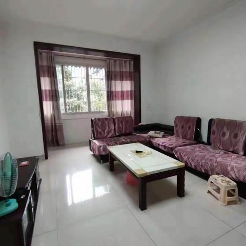 盛景名居套二出租，14400每年，急租！