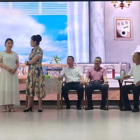 夕阳无限好  排练展风采