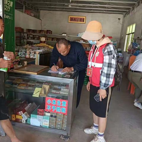 三家镇网格员入户开展消防安全排查工作