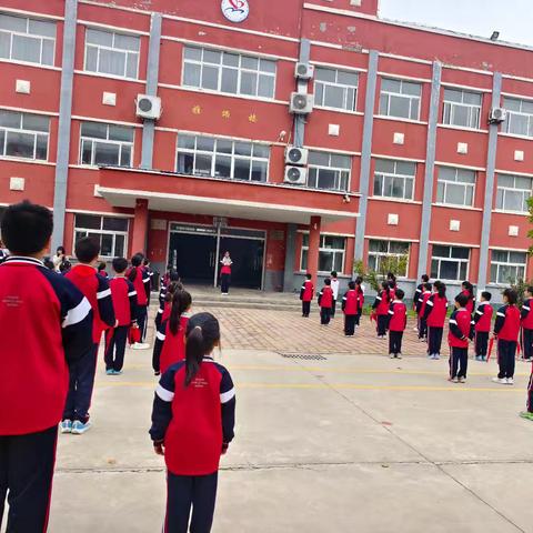 "强国复兴有我 争当新时代好少年"——中丁乡大店小学少先队入队仪式