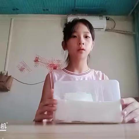 【大龙华中心小学】班级小讲师风采展示——我校暑期特色作业成果展示