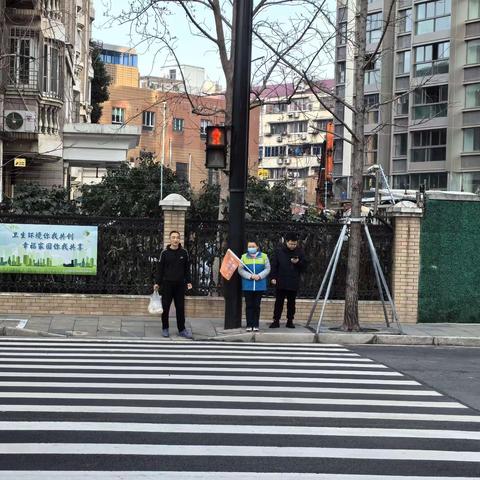 站好文明交通值守岗，助您安全出行~