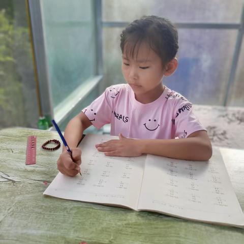 付婉均小学暑假作业展示