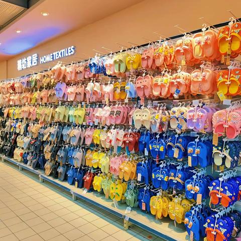 百货3月换季陈列