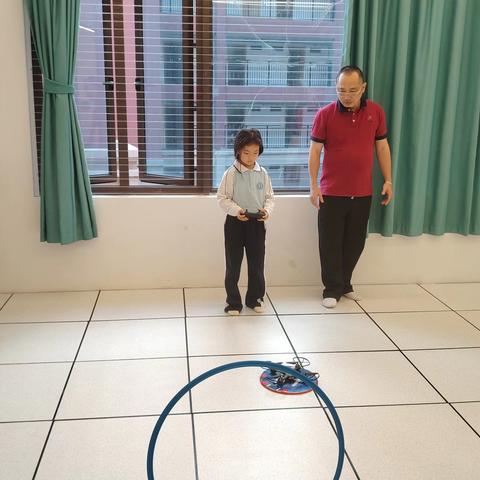 滨九新埠学校无人机飞行课堂纪实（二十六）