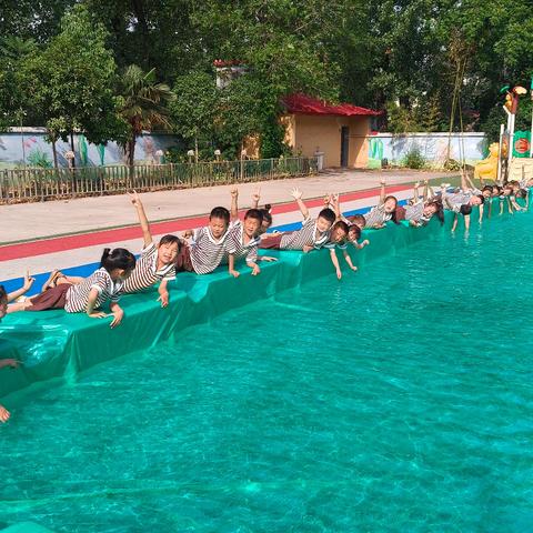 【快乐童年  泡沫之夏】   ——北舞渡镇小太阳🔆幼儿园泡沫之夏亲子活动