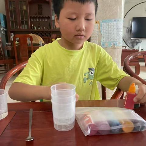 家庭实验—人造雪