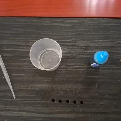 暑期家庭实验之一——硬币装水