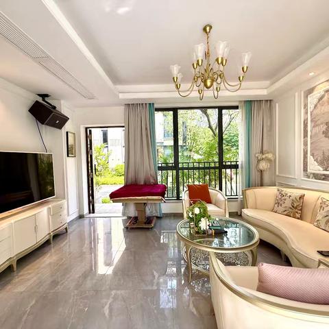 美式简奢3房5床ktv街机麻将烧烤泳池泡池别墅