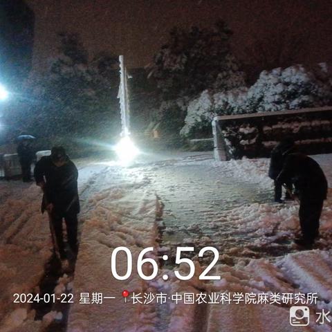 最美不止冬日雪，更有最美骏程人！
