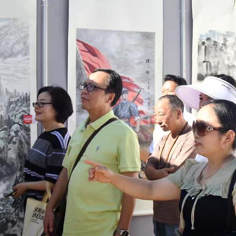 万盛老年书画培训不歇凉