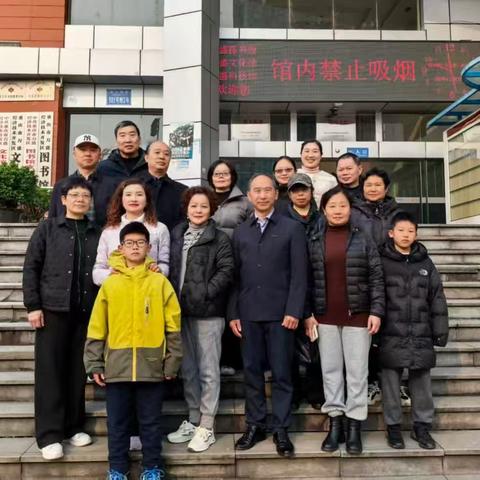 万盛文化馆秋季中老年软笔书法班顺利结业