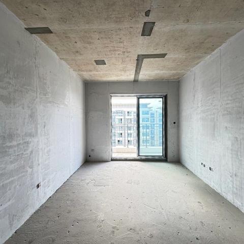 🌟🔑齐通学校旁，江南里53.8万，清水3/2/2，产权94，2梯4户，11月老证，高楼层，中庭，☎️668274