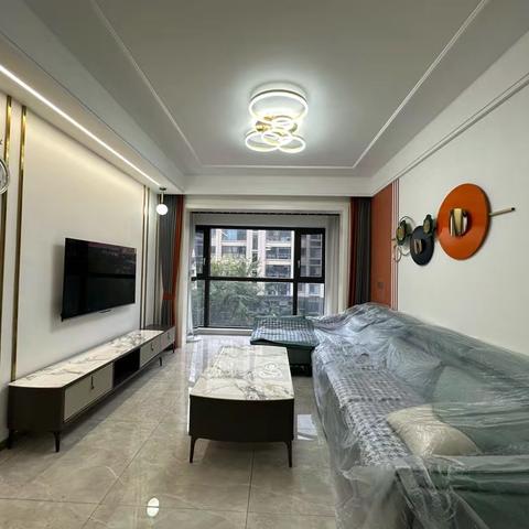 ⭐🔥万景进园72.8万，二梯四户小高层，产权90，精装3/2/2，全屋地暖，带产权车位，老证 ☎️668274