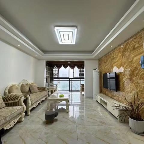 ⭐🔑55.8万 锦地上城 ，万达对面，精装3/2/2 ，产权115，两梯四户，电梯中层 空调四台，房子干净， 老证☎️668274