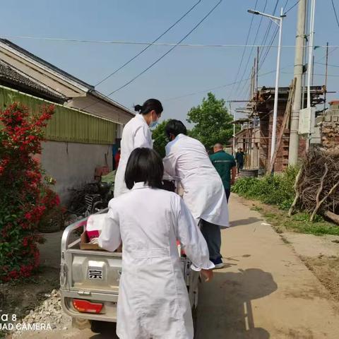 三轮车搭起健康桥！迁西县东莲花院镇卫生院暖心开展65岁以上老人入户体检