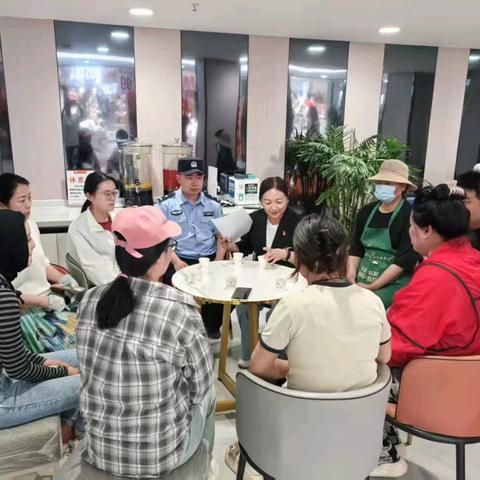 商圈党建 活力共治，喝出治理经—昆仑路街道育红巷社区党支部开展“书记下午茶”活动