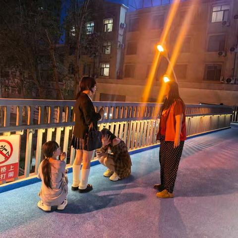 夜间巡防不打烊 当好群众出行“守护人”