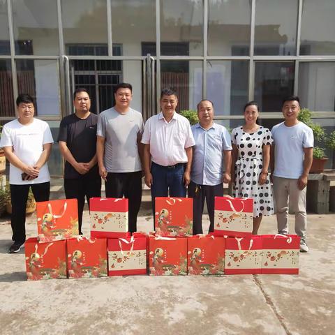 爱在教师节    慰问暖人心