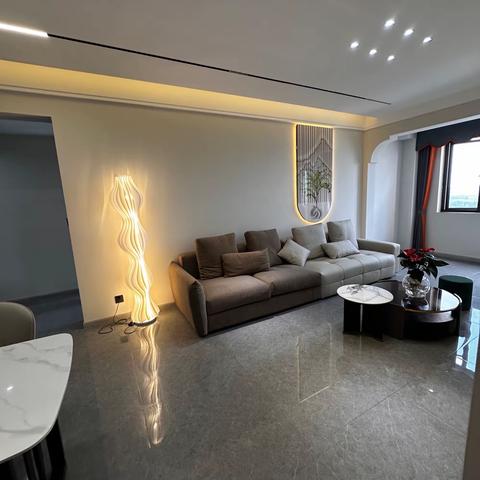 [双星]一手房源，旺达铭苑，产权81平，精装修，水电质保5年，高楼层，一口价53.8万视野开阔，670，655