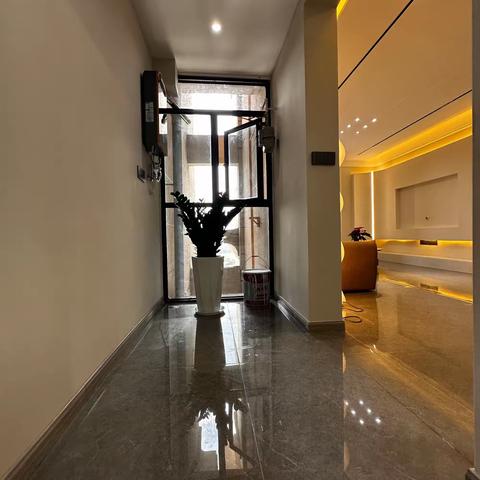 降价了，降价了！一手房源，旺达铭苑，产权79平，51.8万精装修一口价，水电质保5年，高楼层，视野开阔，670，655